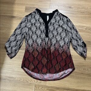 Perseption Black and Burgundy Diamond Blouse ~ Woman’s size PXL